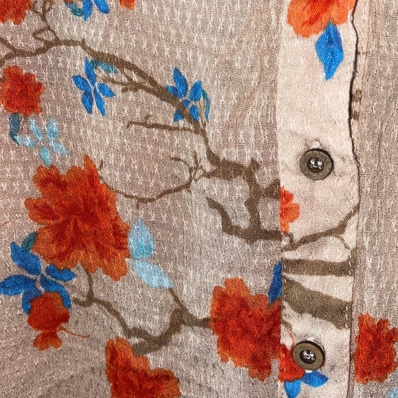 1X Democracy floral button down shirt - Picture 2 of 3